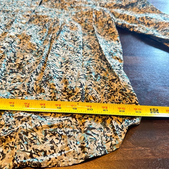 Loft  brand ruffled light floral shirt. - Picture 3 of 4